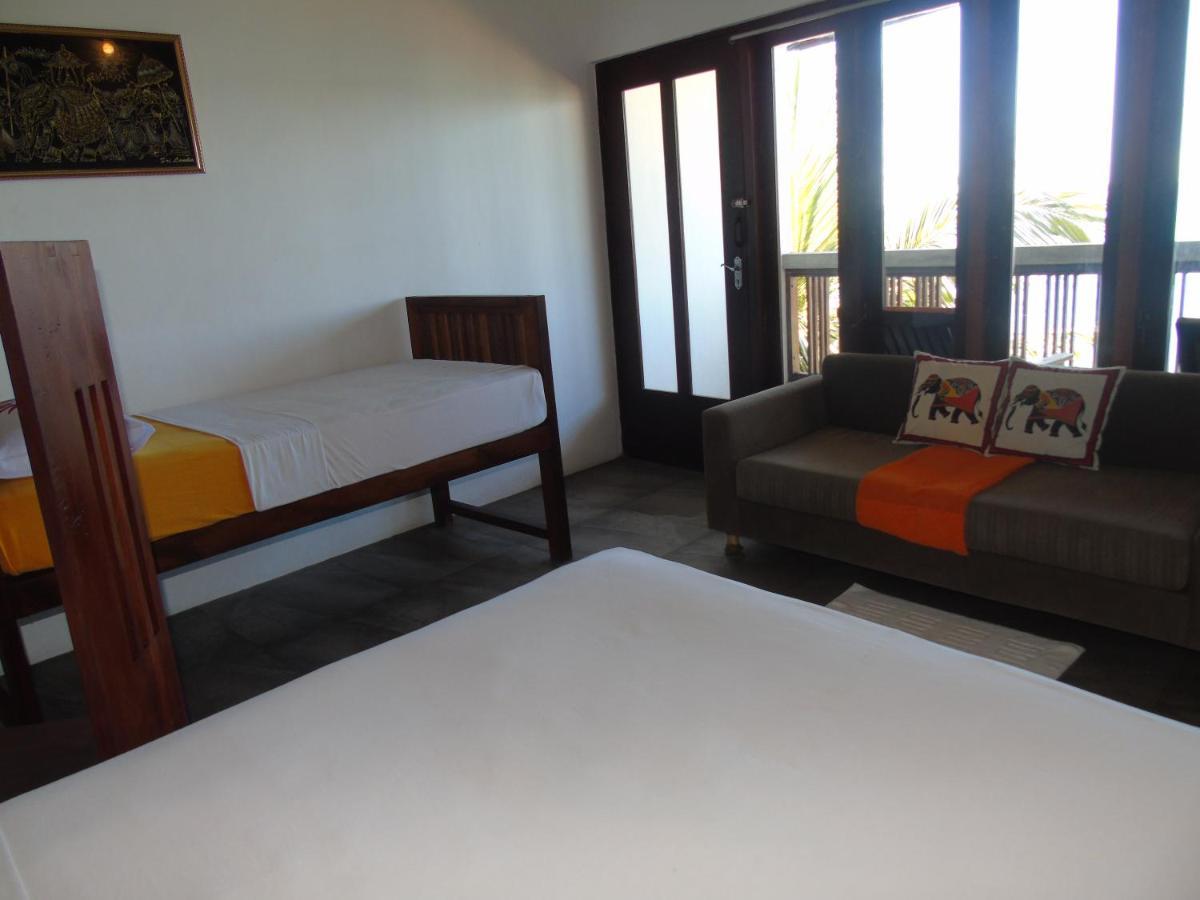 Banana Beach Unawatuna Luaran gambar